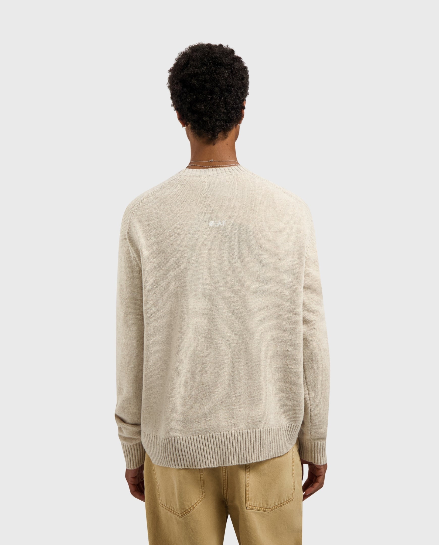 Essential Knitted Crewneck Cement Olaf