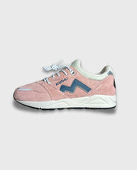 Karhu Aria 95 Cameo Rose / Blue Mirage