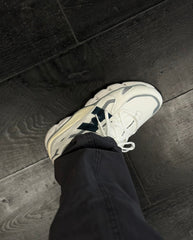 Karhu Super Fulcrum White / Deep Dive