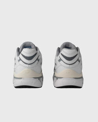 Karhu Super Fulcrum White / Deep Dive