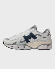 Karhu Super Fulcrum White / Deep Dive
