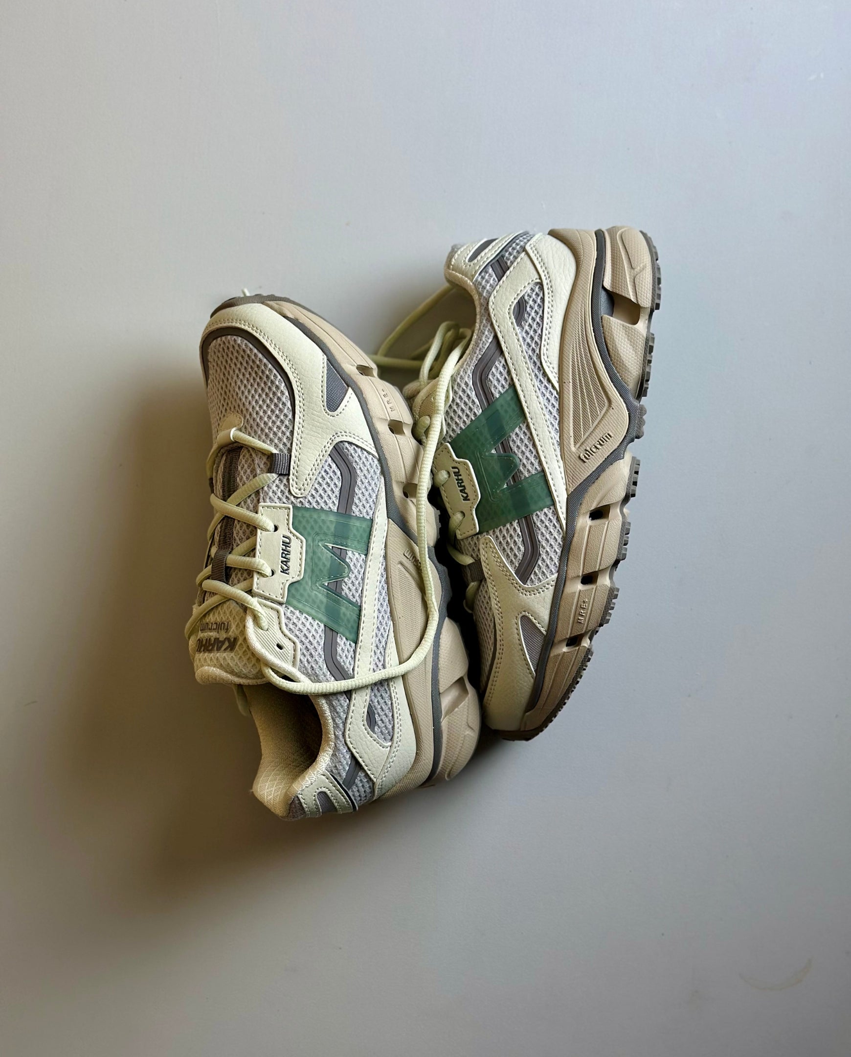 Karhu Super Fulcrum Icicle / Green Milieu