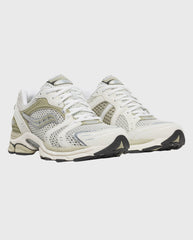 Saucony Progrid Triumph 4 White Onyx / Elm