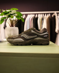 Saucony hardloopschoen Progrid Omni 9 GTX met veters, donkergroen en zilverkleurige details