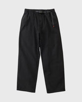 Zwarte rechte broek met elastische taille en trekkoord, zijzakken en wijde pijpen