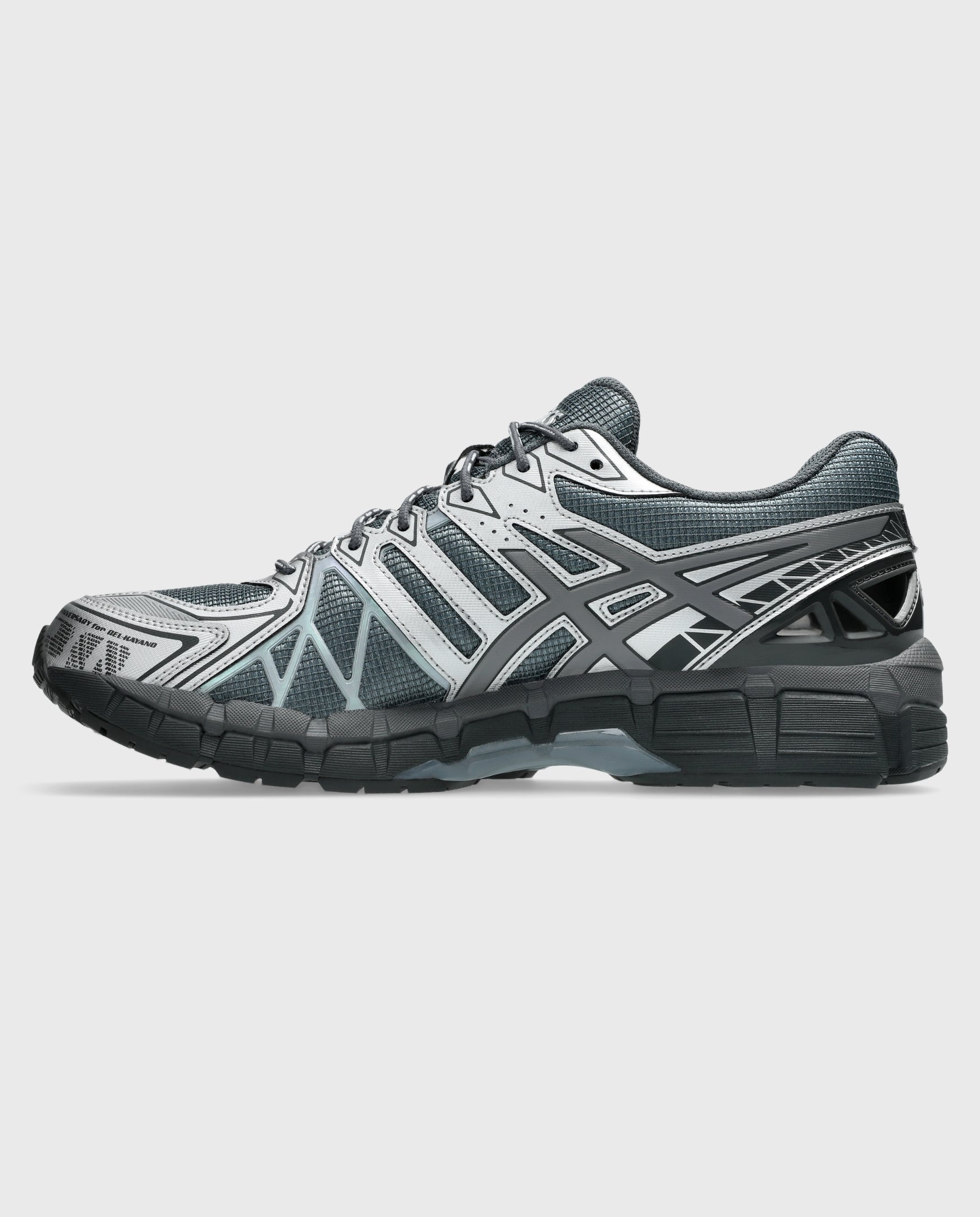 Asics Gel-Kayano 20 hardloopschoen grijs met zwarte details en veters