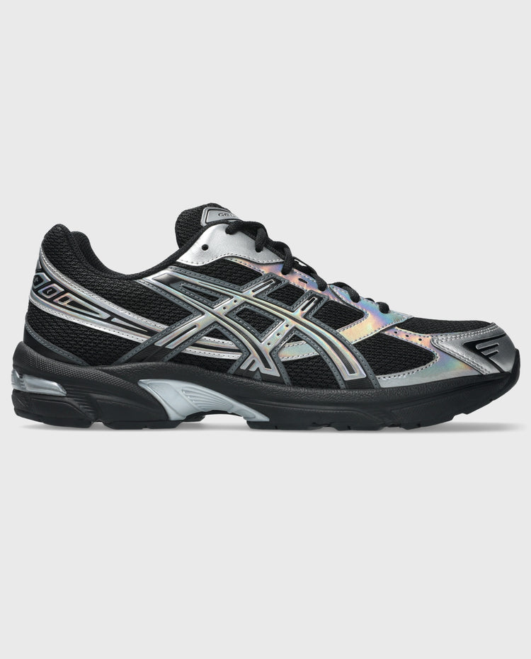 Asics sportieve sneakers in zwart met zilverkleurige panelen en grijze loopzool