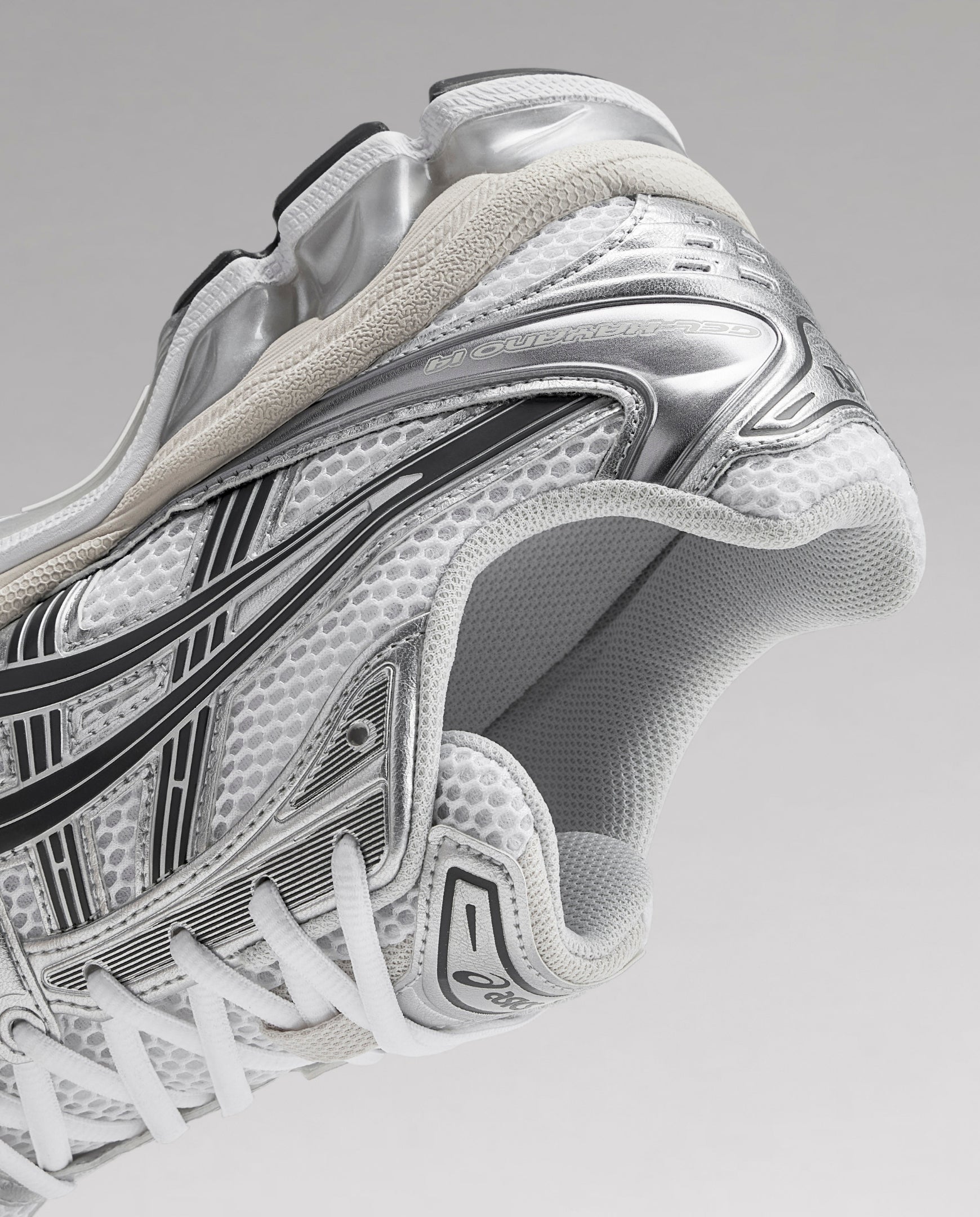 Asics Gel-Kayano 14 White / Graphite Grey