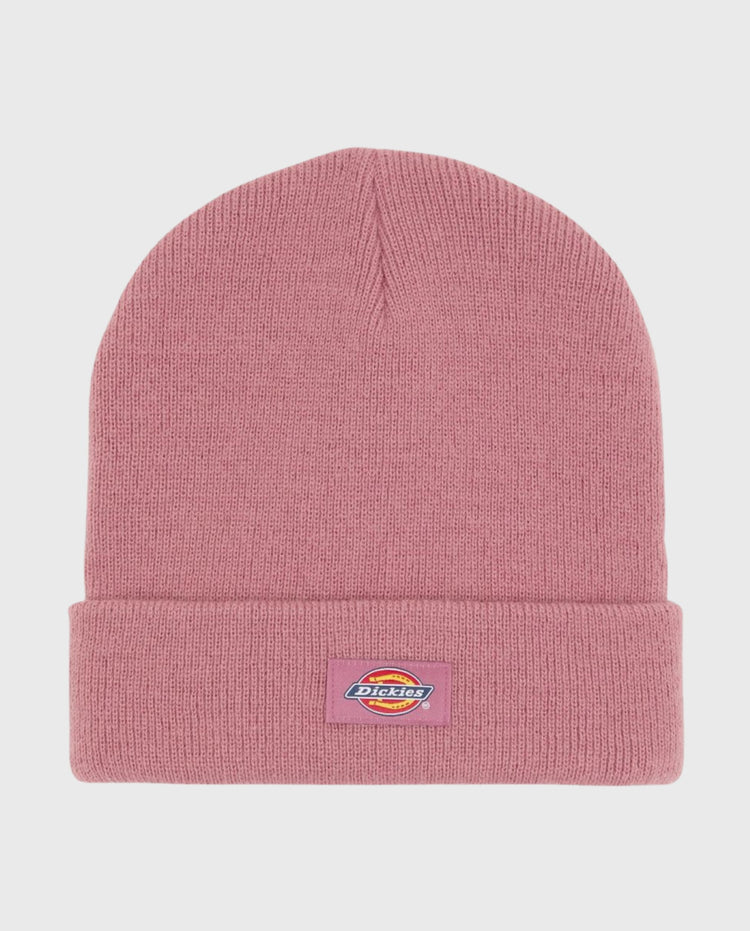 Roze muts met omslagrand en Dickies-logo patch midden op de boord.