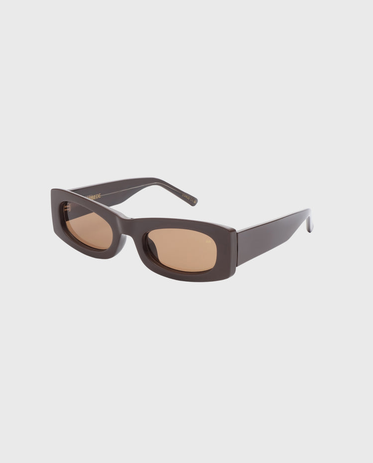 Zonnebril met donkerbruin montuur en amberglazen, losse productfoto