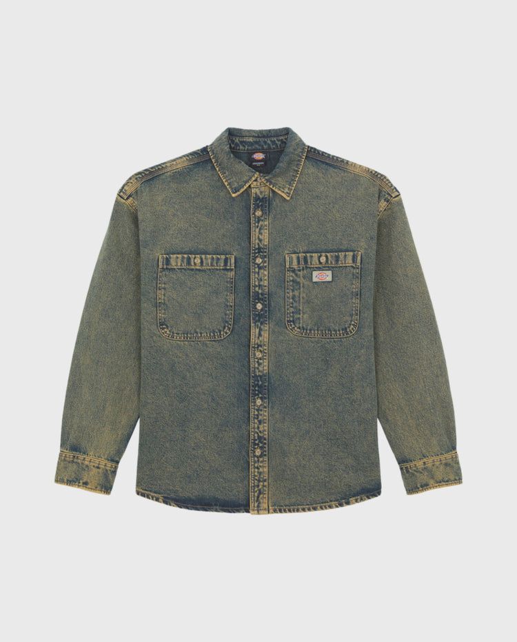 Lange mouwen overhemd van denim, voorzijde met kraag, knoopsluiting en twee borstzakken.