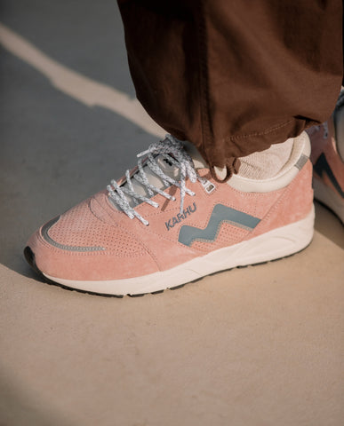 Karhu Aria 95 Cameo Rose / Blue Mirage