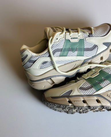 Karhu Super Fulcrum Icicle / Green Milieu