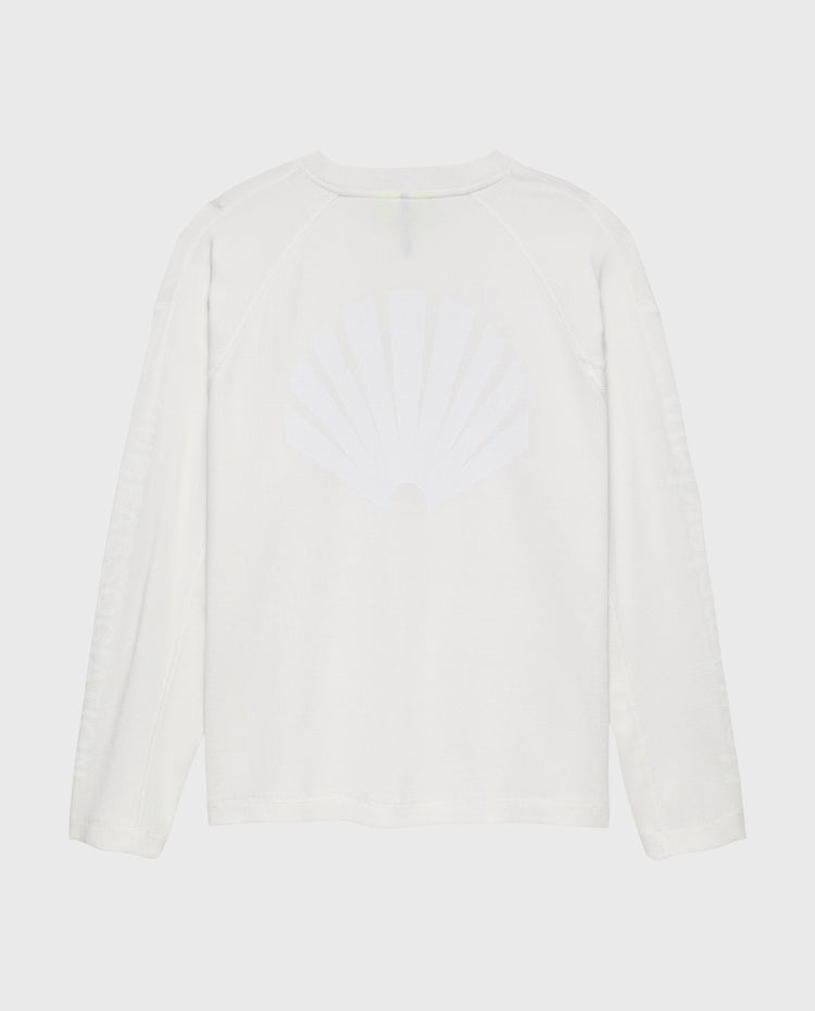 Wit wafelshirt met lange mouwen en grote schelpprint op de rug