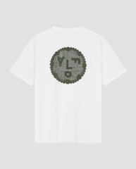 Wit T-shirt met grote groene ronde print op de achterkant