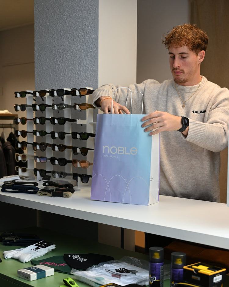 Manuel Noble Store