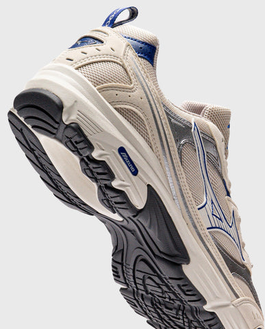 Mizuno MXR Silver Birch / Snow White / Surf The Web