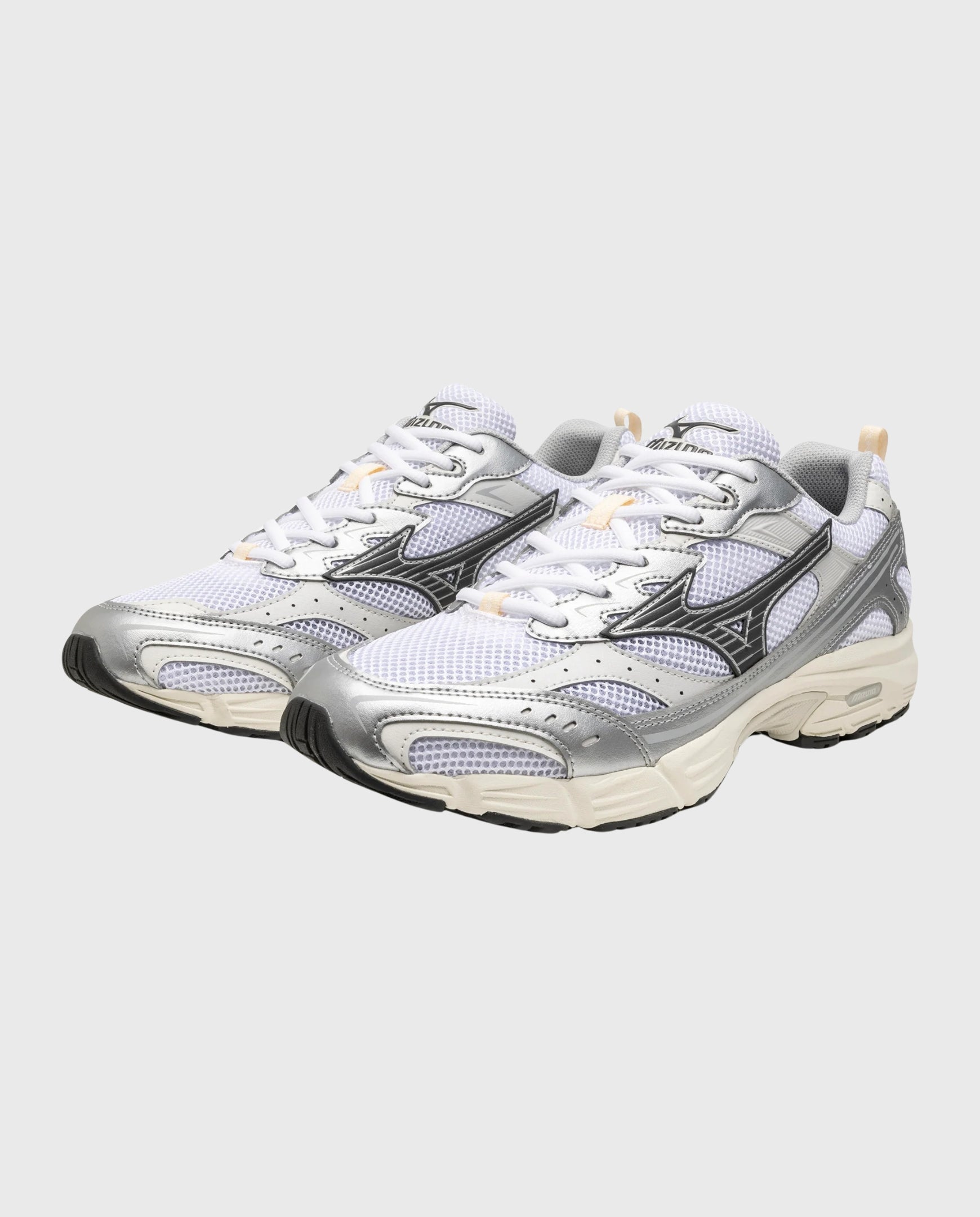 Mizuno MXR White / Iron Gate / Peach Puree