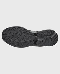 Zool van trailrunnerschoen met diep profiel en stevige noppen voor grip.