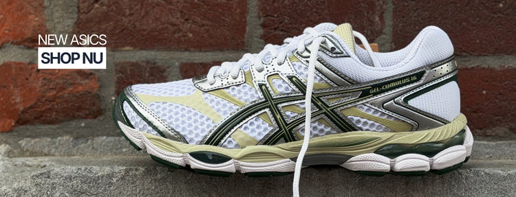 Asics Sneakers
