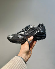 Mizuno Wave Rider 10 Black Sand / Metallic Gray