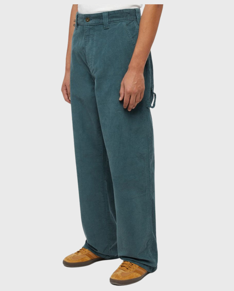 Groene corduroy werkbroek met losse pasvorm en zijzakken