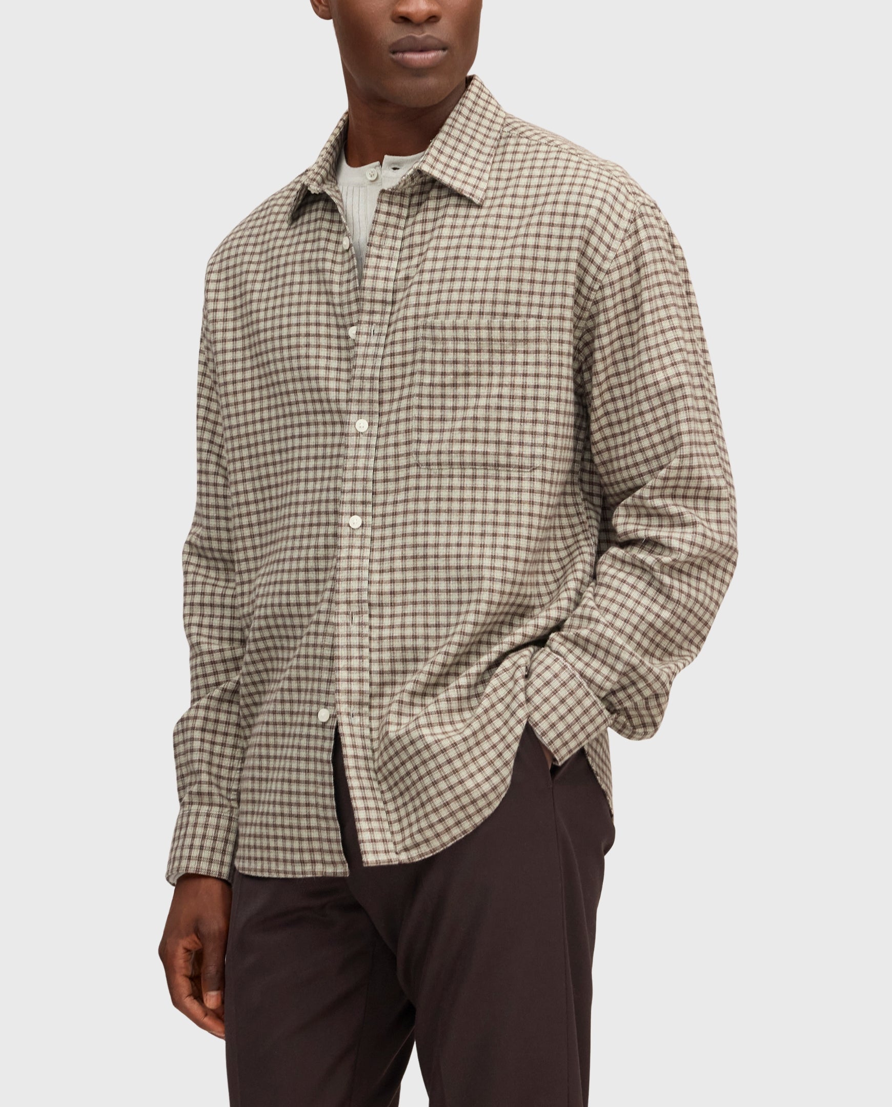 Ruitoverhemd met kraag en knoopsluiting, lange mouwen, beige micro-ruit