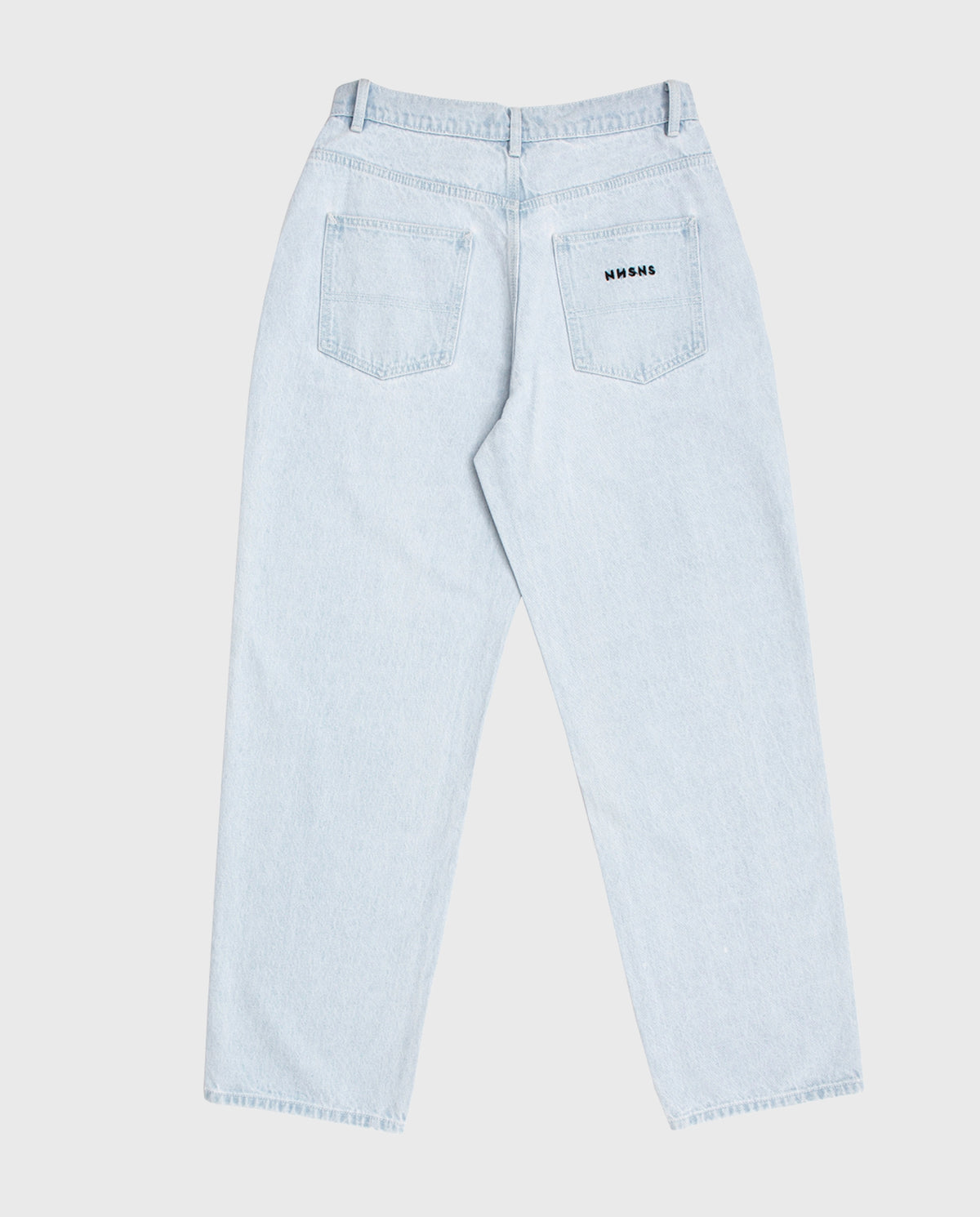 Lichtblauwe denim jeans met knoop- en ritsluiting, riemlussen en steekzakken
