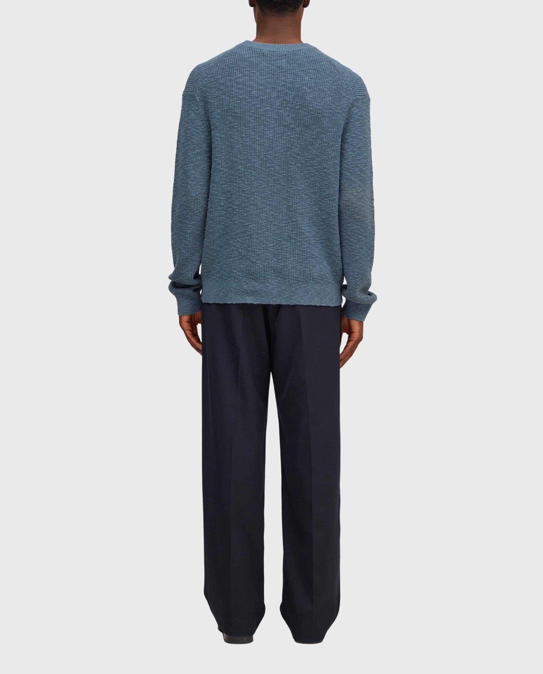 Blauwe crewneck trui met lange mouwen, ribboord aan zoom en manchetten