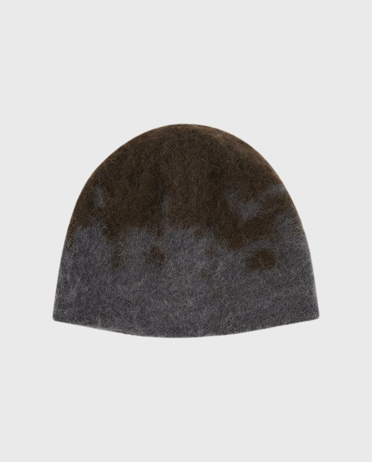 Donkere grijze mohair beanie met spetterpatroon, plat bovenaan
