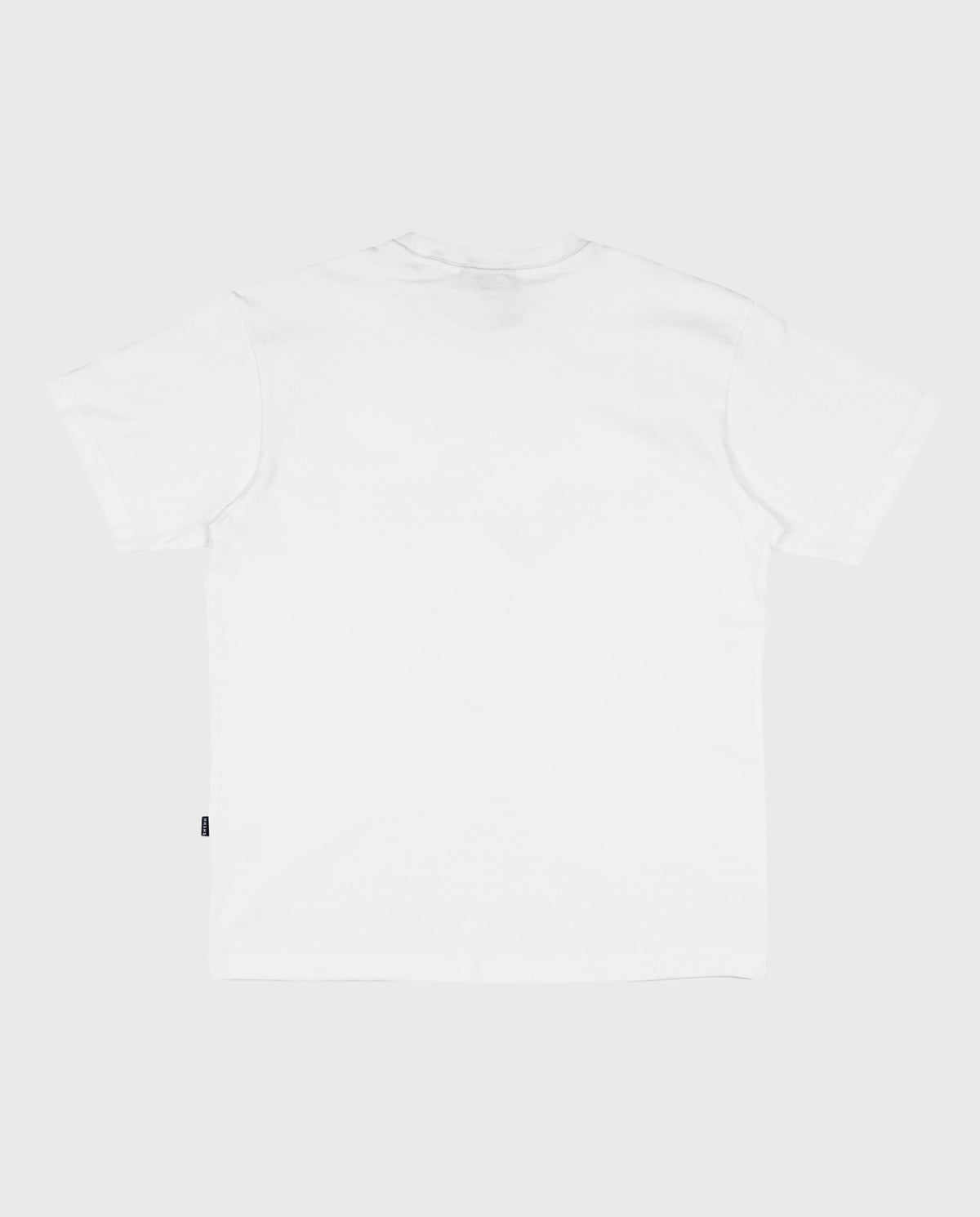 Wit t-shirt met korte mouwen en ronde hals, effen voorzijde zonder zichtbare opdruk