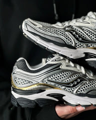 Saucony Progrid Omni 9 Silver / Gold
