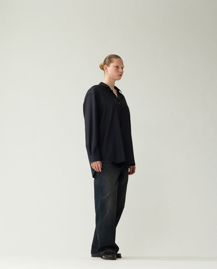 Wollen oversized overhemd met knopen, donkerblauw gestreept, lange mouwen